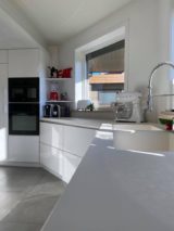 Keuken_Hoogglanswit_SchrijnwerkerijVanthuyne5